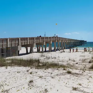 Penthouse With Beautiful Views! 1 Bedroom, 2 Bathroom Penthouse! Holiday home Panama City Beach
